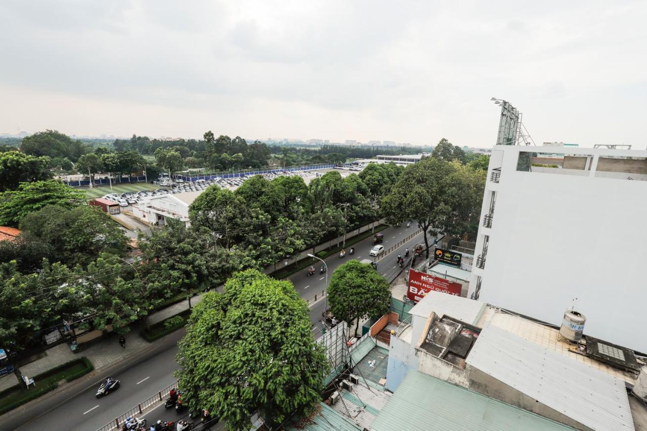 Luxury Hotel Ho Chi Minh City Exterior photo